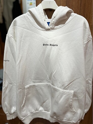 Kapüşonlu Sweatshirt beyaz baskılı