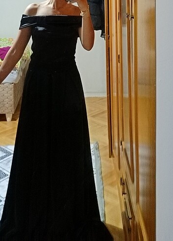 Diğer Saten madonna yaka elbise
