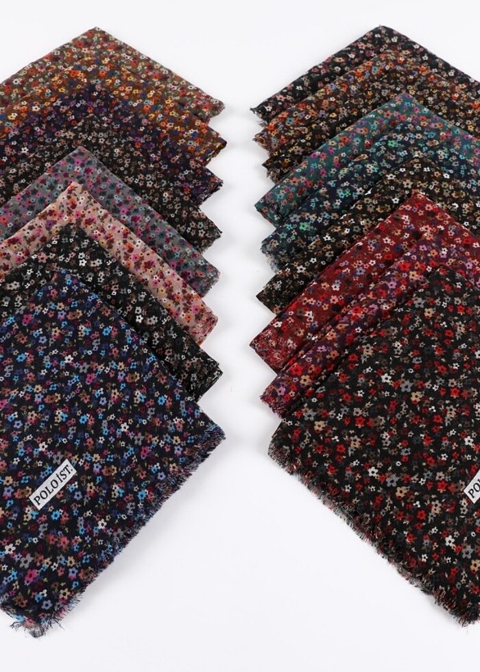 Filamli çiçekli şık ve rahat eşarbimiz  - Görsel 4