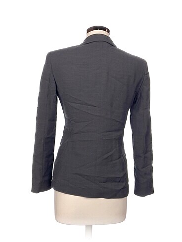 38 Beden Emporio Armani Blazer %70 İndirimli.