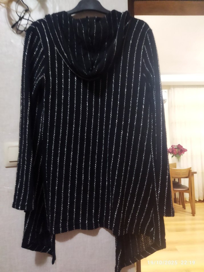 Kadın Siyah Çizgili Uzun Ceket - Görsel 2