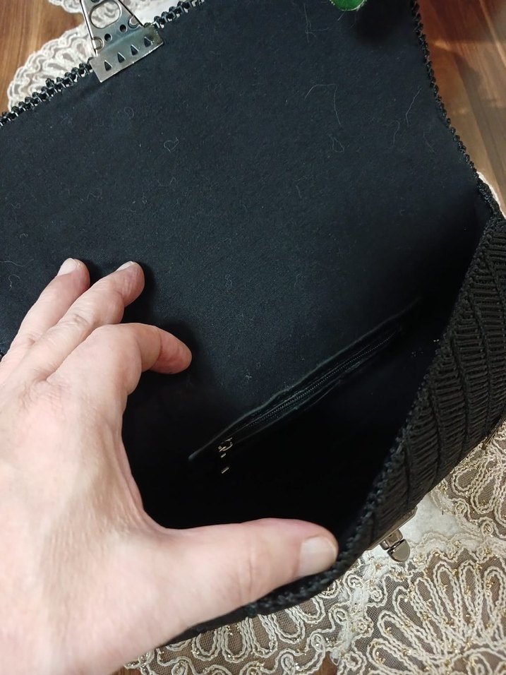 Zincir Detaylı Siyah Örgü Kadın Çanta - Görsel 3