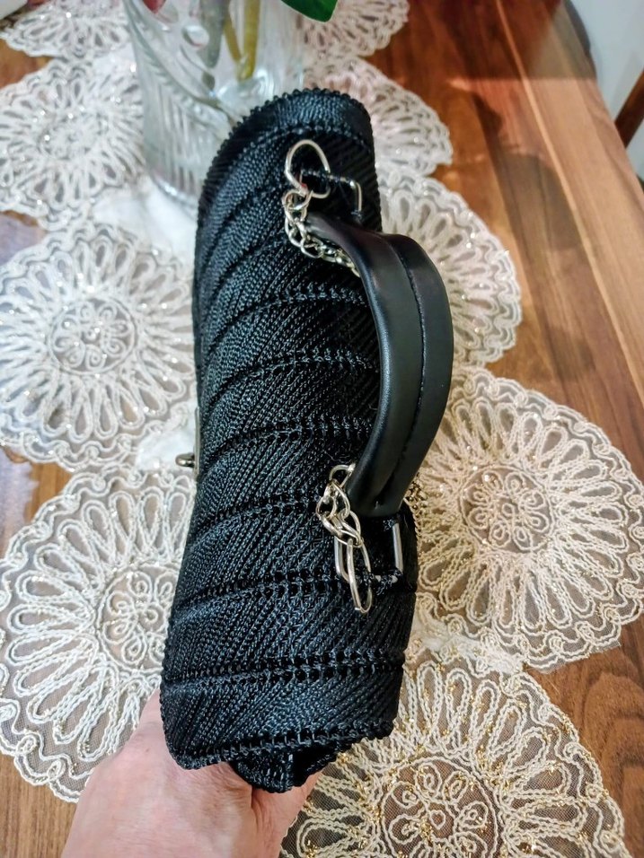 Zincir Detaylı Siyah Örgü Kadın Çanta - Görsel 4