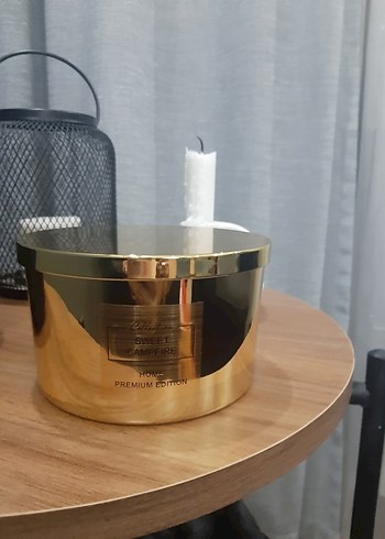 Altın Renkli Parlak Mum - Görsel 2