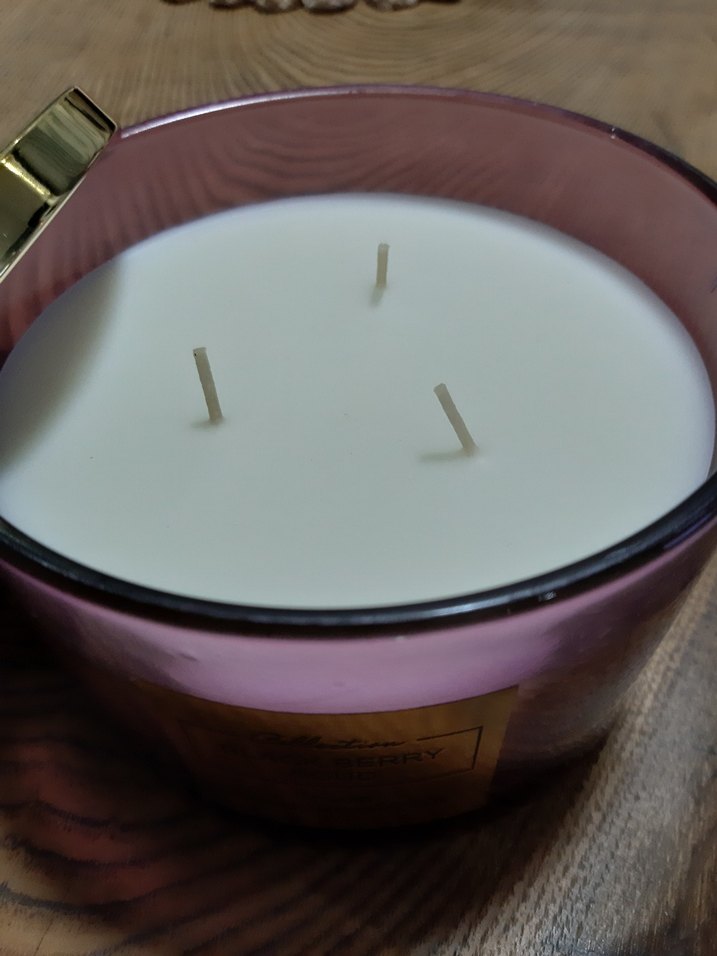 Mor Siyah Böğürtlen & Oud Kokulu Mum - Görsel 2