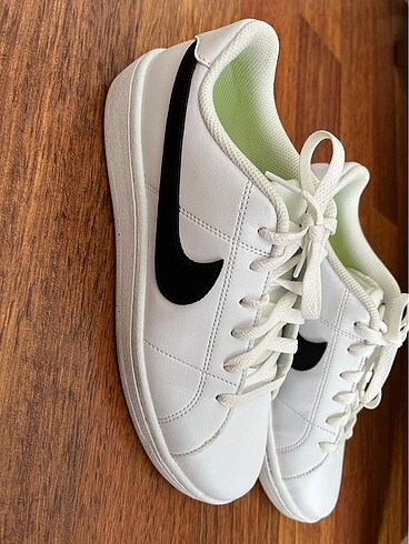 40 Beden Nike Court Royale Spor Ayakkabı