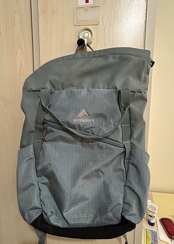 Gri Eiger Cascade 22 Fermuarlı Sırt Çantası