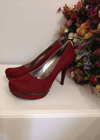 Kırmızı Süet Fırfırlı Yüksek Topuklu Stiletto - Görsel 3