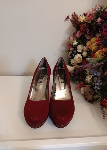 Kırmızı Süet Fırfırlı Yüksek Topuklu Stiletto - Görsel 4