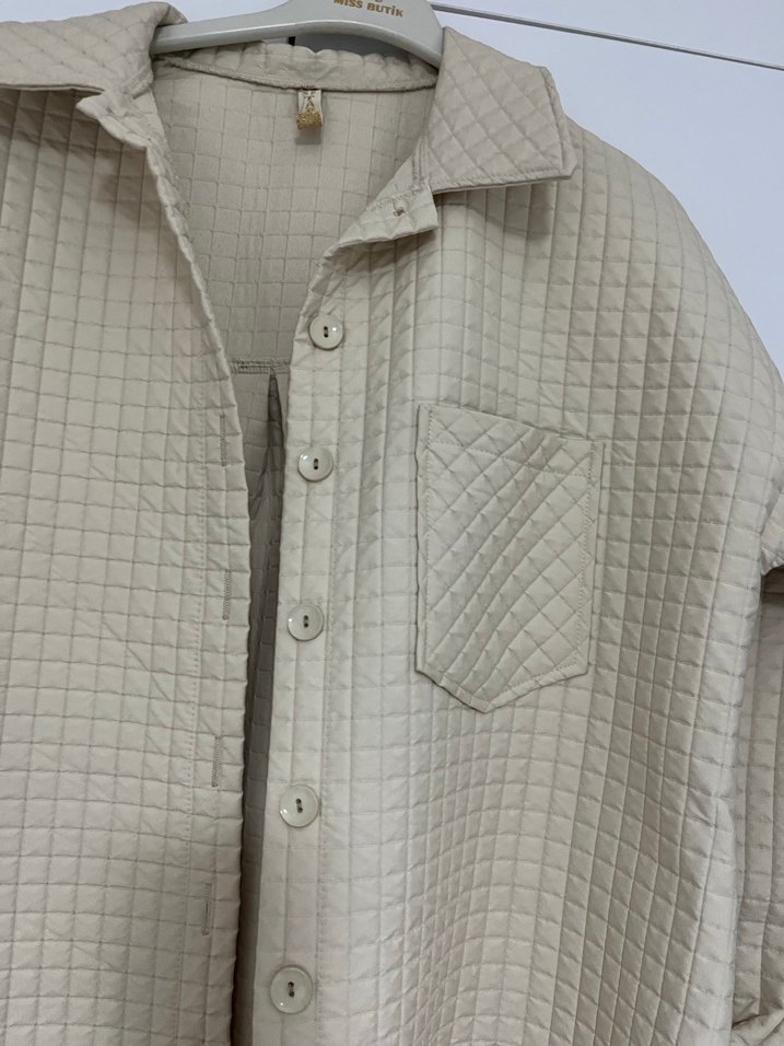 Bej Düğmeli Kadın Keten Gömlek - Görsel 3