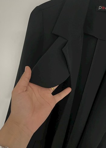 Drapeli Siyah Uzun Kadın Kaban - Görsel 3