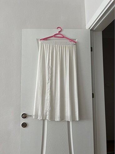 Beyaz Etek - Görsel 2
