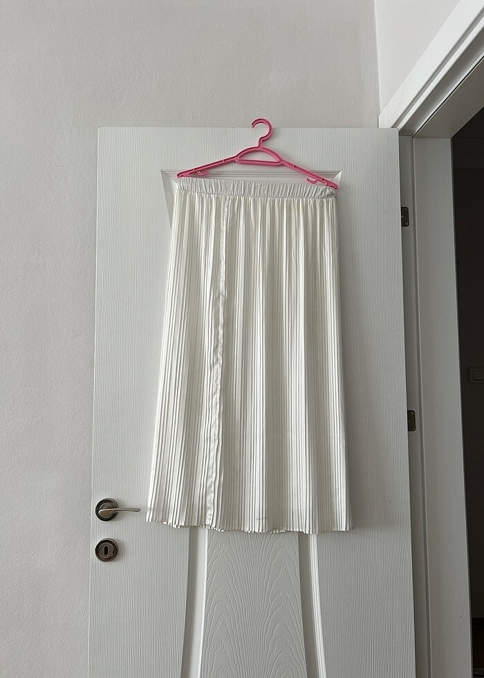 Beyaz Etek - Görsel 2