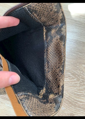 Derin Topuklu Yılan Desenli Kadın Bot - Görsel 4