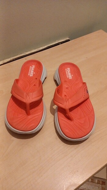 Skechers deniz terliği..