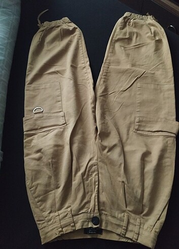 38 Beden camel Renk Bershka kargo pantalon