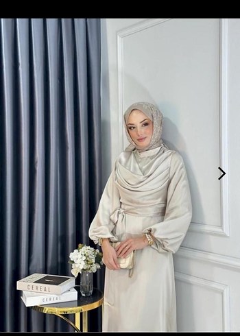 Beyaz Uzun Kollu Drapeli Kadın Elbise - Görsel 2