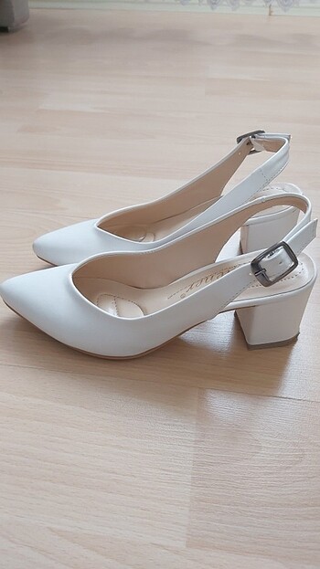 Diğer kadın topuklu stiletto beyaz ayakkabı