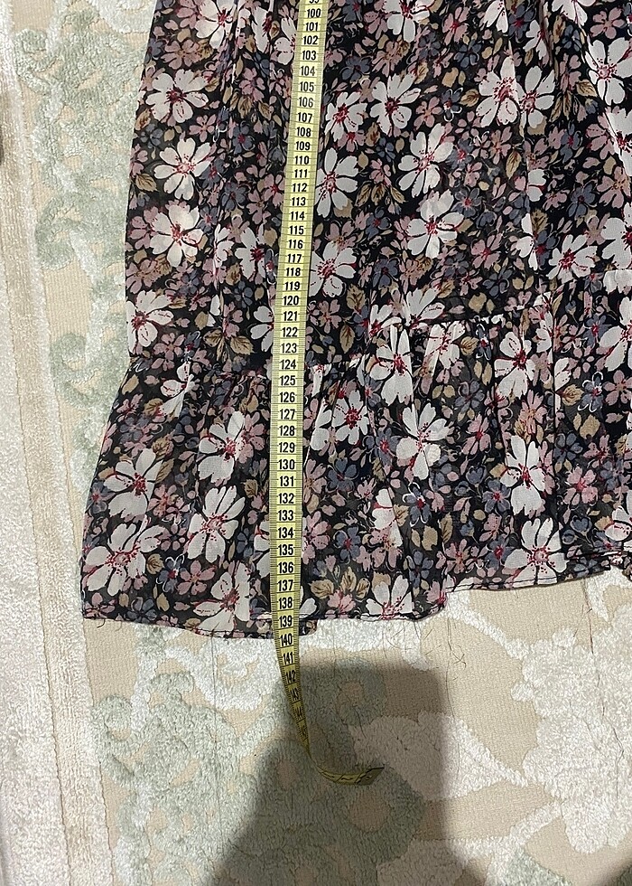 Çiçekli tesettür elbise - Görsel 5