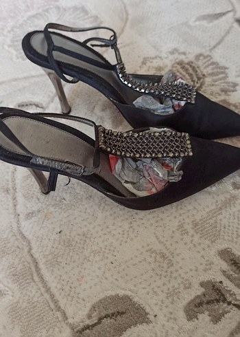 Nine West Siyah Nakışlı Gotik Stiletto Kadın Ayakkabı