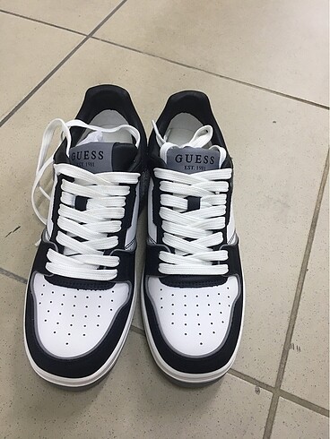 Guess Ayakkabı 39 Num