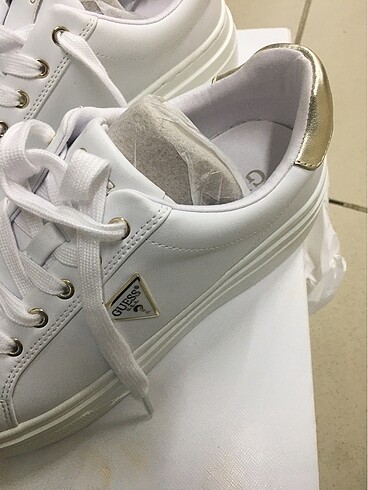Guess Ayakkabı 39 Num