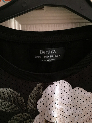 Bershka tshirt