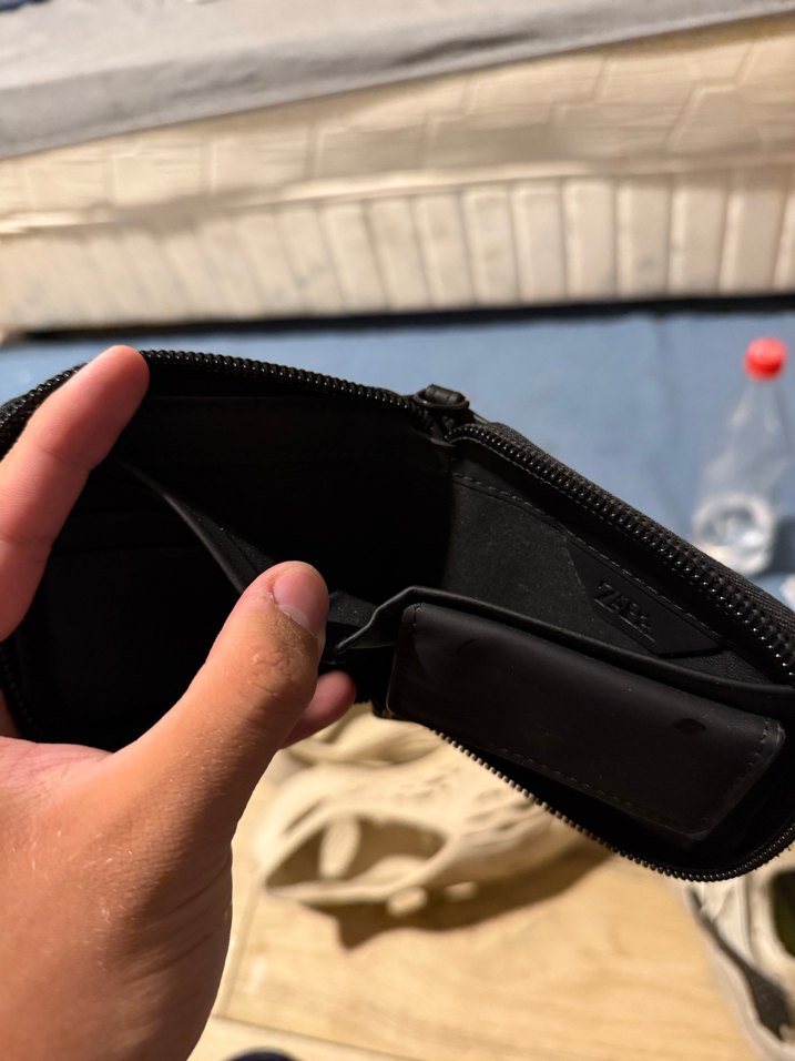 Fermuarlı Siyah Deri Kadın Cüzdanı - Görsel 3