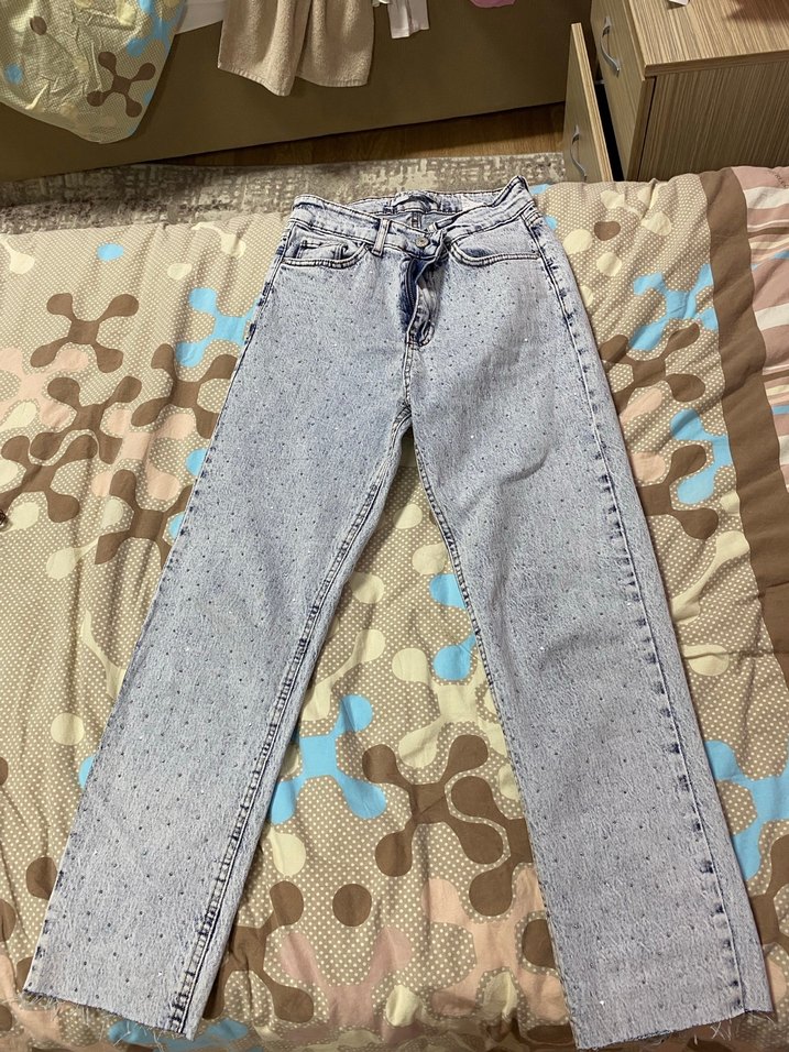 Taşlı kot pantolon - Görsel 2