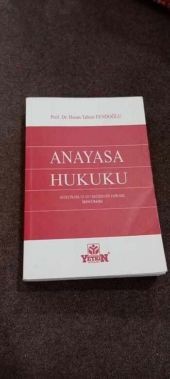 Anayasa Hukuku Kitabı-Cok iyi durumda 