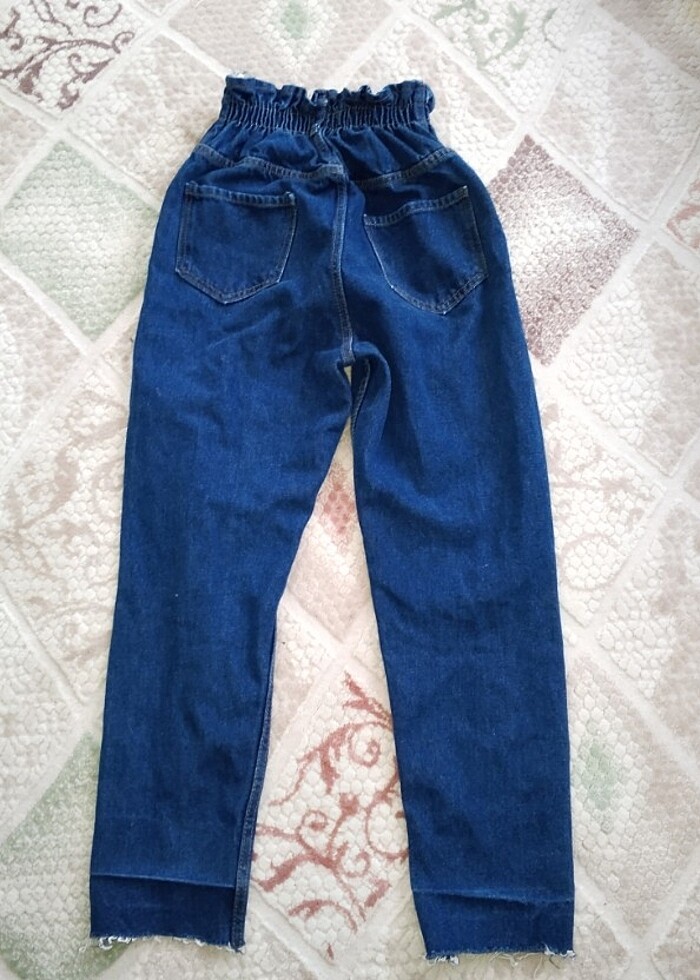 Beli lastikli mom jeans - Görsel 3