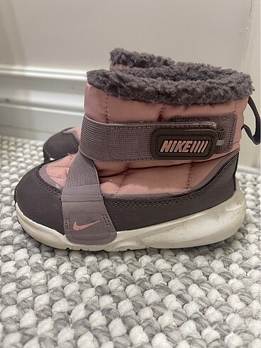 Nike Bot
