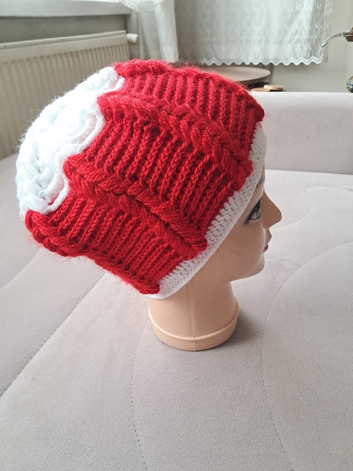 Kırmızı Beyaz Örgü Kadın Bere - Görsel 2