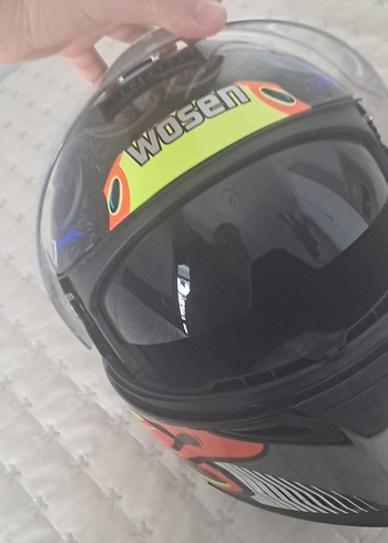 Kilitli Tokalı Çok Renkli Biker Kask - Görsel 5