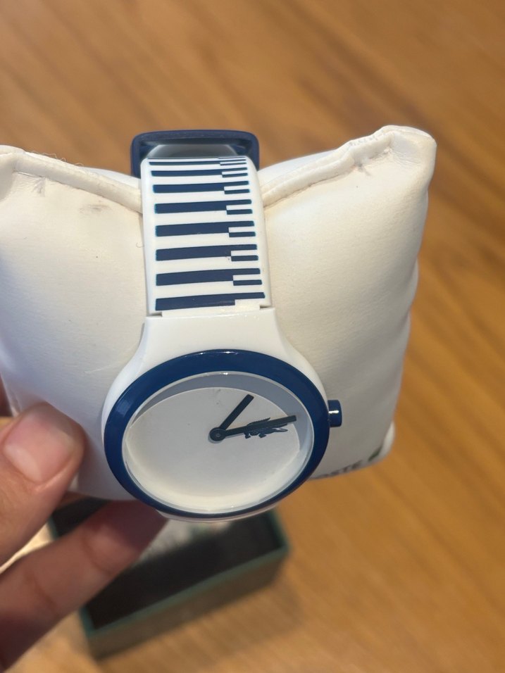 Lacoste Beyaz spor Tarzı Kol Saati - Görsel 3