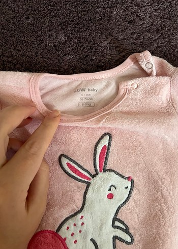 LC Waikiki Pembe Peluş Detaylı Bebek Tulum