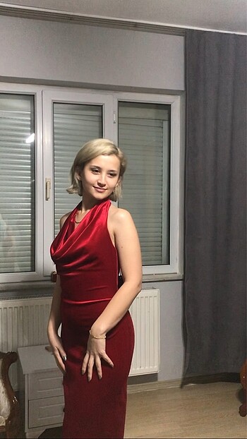 Zara Zara kadife elbise