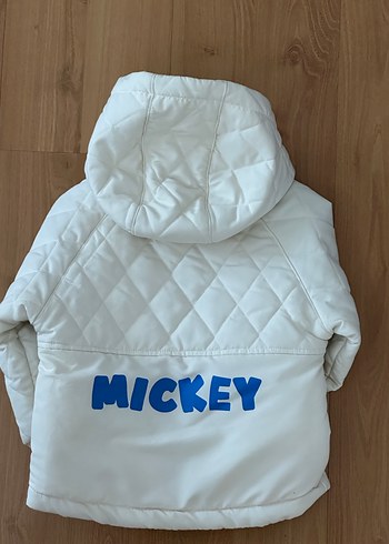 LC Waikiki Kapüşonlu Beyaz Erkek Çocuk Mont