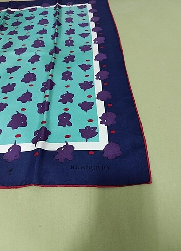 Burberry eşarp  - Görsel 2