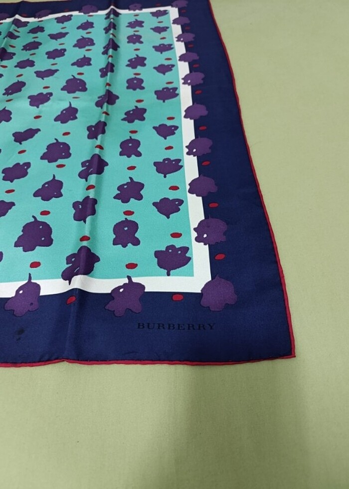 Burberry eşarp  - Görsel 2