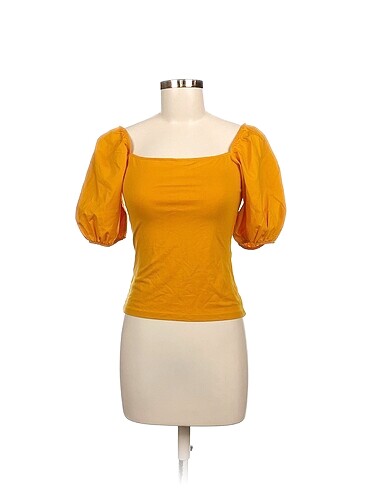 H&M Bluz %70 İndirimli.