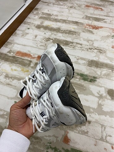 New Balance İki kez giyildi sıfır ayarında