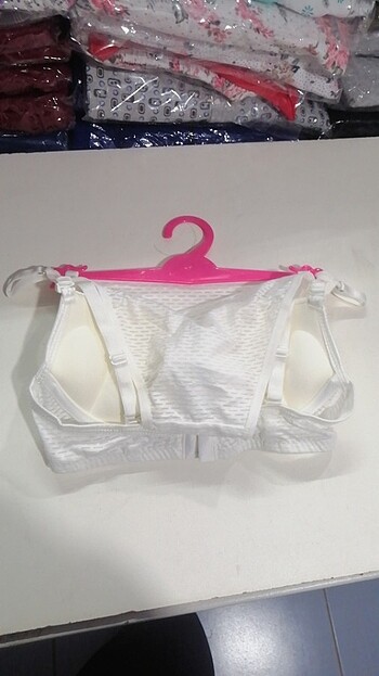 Ecem Yıldız süngerli model  - Görsel 2