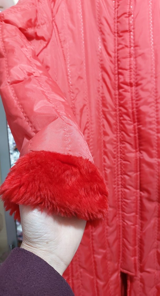 Kırmızı Kadın Uzun Kaban Kürklü - Görsel 2