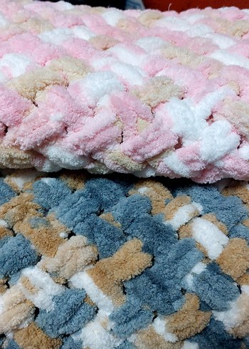 Çocuklar için Renkli Örgü Battaniye - Görsel 2