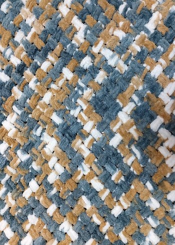 Çocuklar için Renkli Örgü Battaniye - Görsel 4