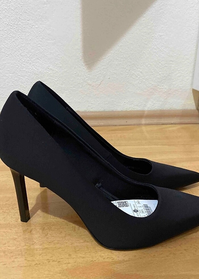 Stiletto Bershka yeni etiketli - Görsel 2
