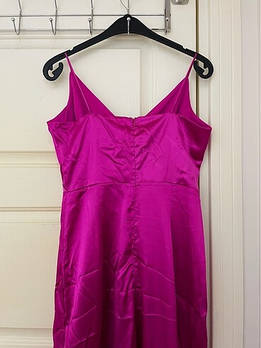 Volanlı Saten Uzun Gece Abiye Elbise - Görsel 5