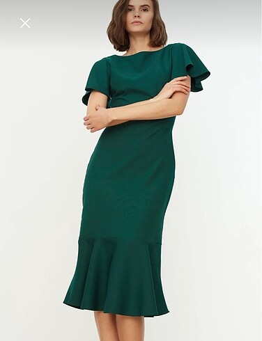 Vücuda Oturan Volanlı Midi Dokuma Elbise - Görsel 9