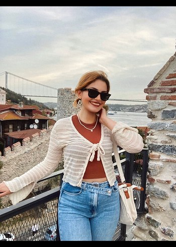 V Yaka Esnek Örme Bluz - Görsel 6